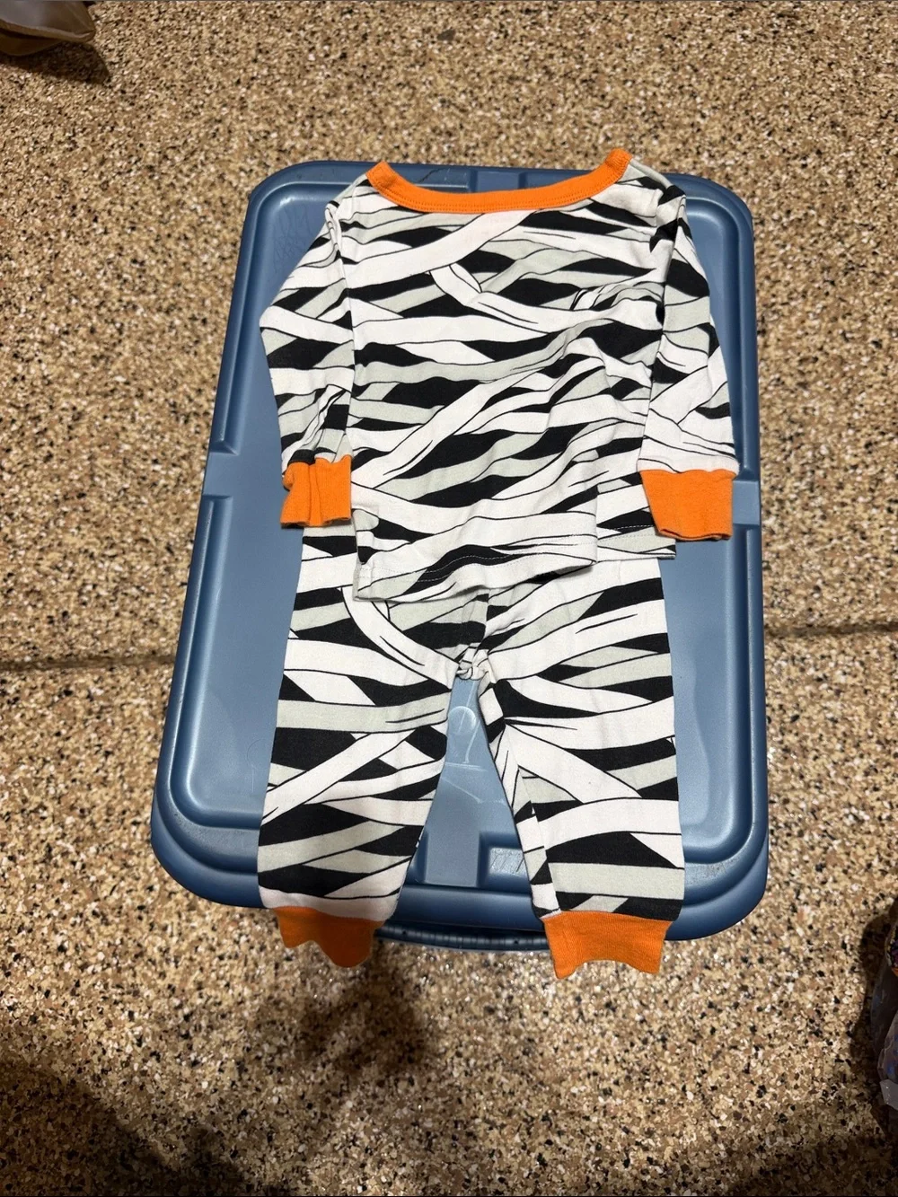Disney Kids Halloween Mummy Mouse Pajama Set - Black, White & Orange